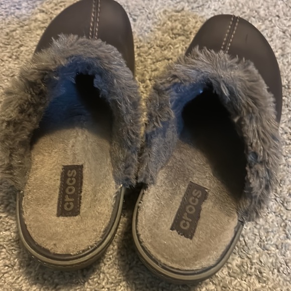 Crocs clogs! - Picture 2 of 6